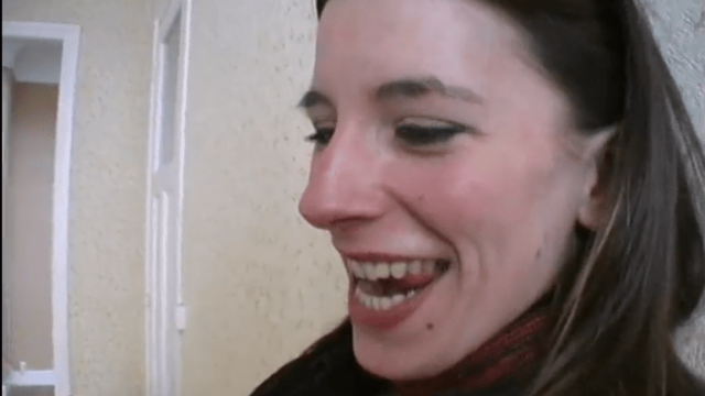 Sweet french amateur get fucked by his construction worker fixing his apartament and want to be recorded